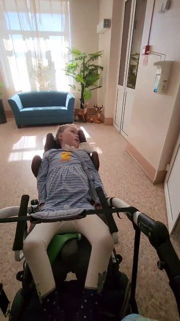 ну что пора успевать прогуливаться, а то ведь скоро уже домой 😌💪👸🙂#евасма1 #папасаша #вбольничке