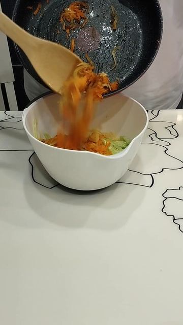 Крабовый салат, но не тот