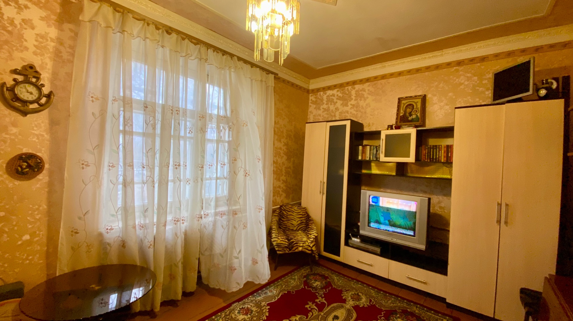 2 ком квартира на 1  ом этаже с гаражом