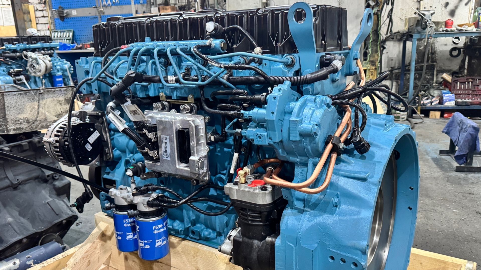 Сборка двигателя ЯМЗ-536 от ГК АВИКОМ