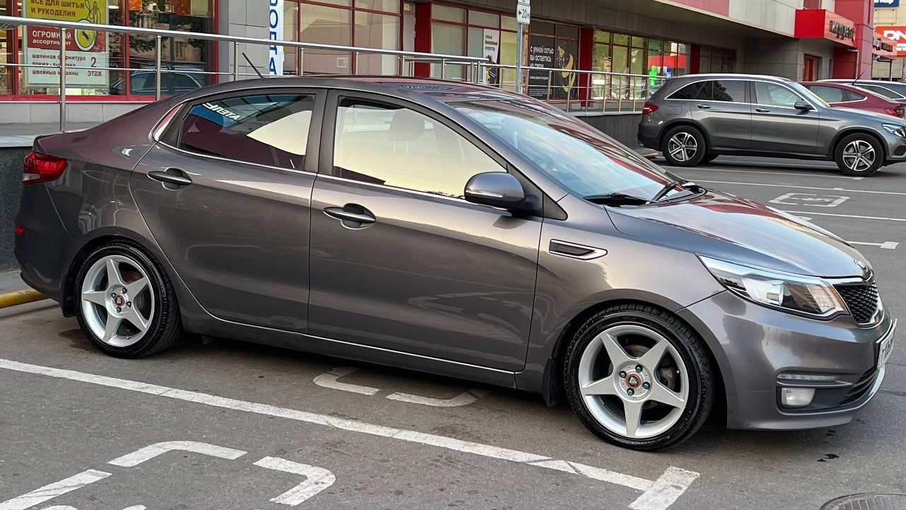 Kia Rio 3 Stance