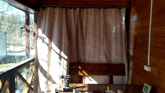 Терраса, комары и коты