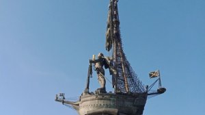 Памятник Петру - путь от его «неприятия « до достопримечательности и ночной подсветки столицы.