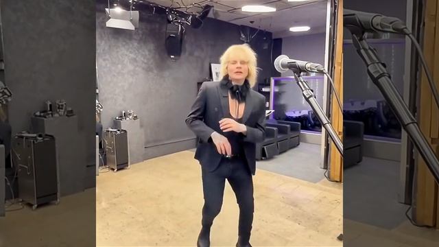 Grey Wiese-включил хит - V.a.sh.   #чалга  #chalga#popfolk  #попфолк#bulgarianmusic#balkanmusic