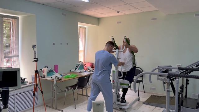 Чё ты галоши не протёр?