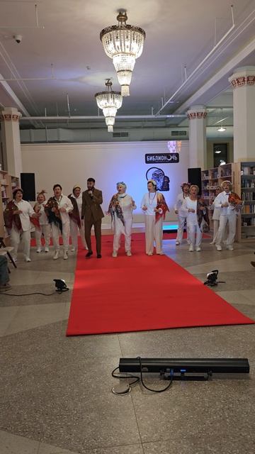 Любите, пока любится.