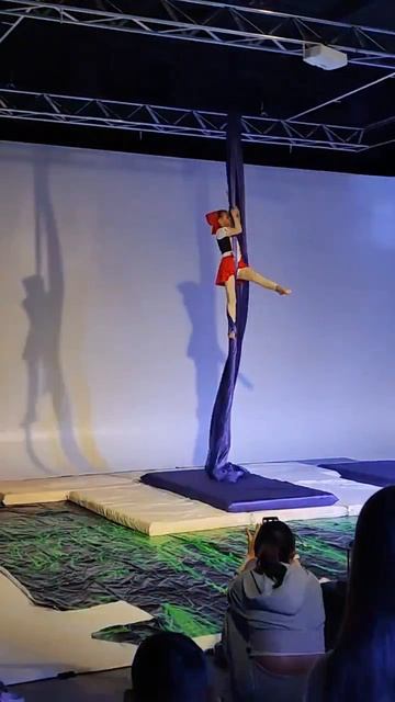 MOV_20260419_214848_325.mp4