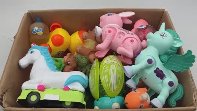 Мультики для детей . Мультик про игрушки . Распаковываем коробку с игрушками. Детский мультик