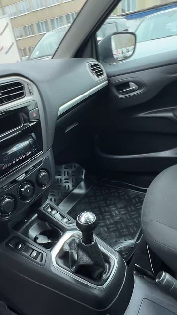 Peugeot 301 Седан Active 1.2 MT 2013г