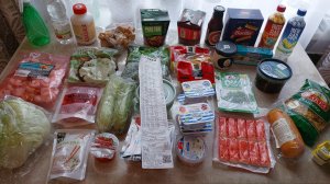 Насыщенный выходной, закупились с Полей, приготовила куриные бёдра и салат.