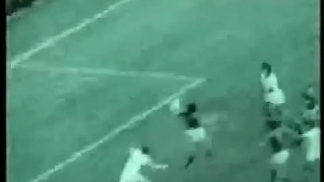 Великая спортивная борьба двух команд . Красота Советского футбола !!!