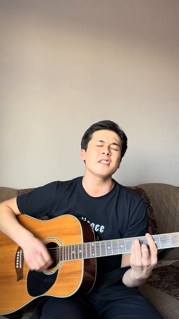 Выпускной ты в красивом платьице