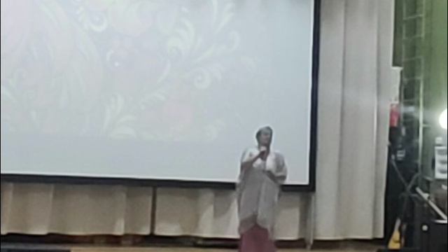 Поём любимые песни.