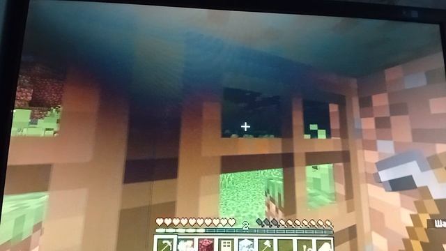 выживаю в Майнкрафте на сложном режиме