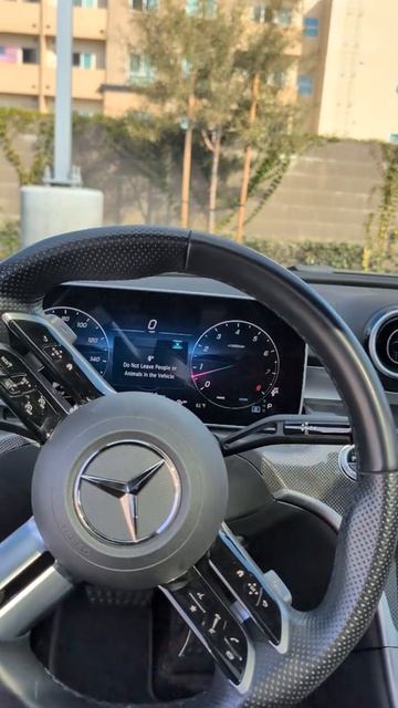 Автозвук в Мерседесе 😅