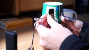 Solid Snake Couldn't Stand the Temptation Of Fat Macaron On Duty Stop Motion