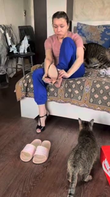 ПОРА НА ПОДИУМ! ИРИШКА ЧИКИ ПИКИ ВЕЛИКОЛЕПНА В НОВЫХ ТУФЛЯХ