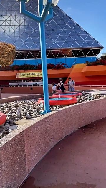 Прыгающий фонтан