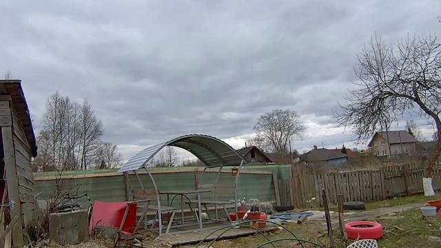 Небо над беседкой