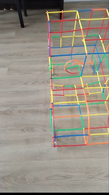 Машина из палочного конструктора