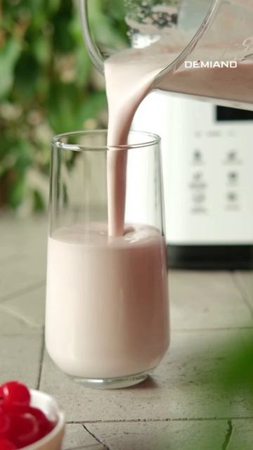 Винный молочный коктейль «Красный бархат» 🍷🍦