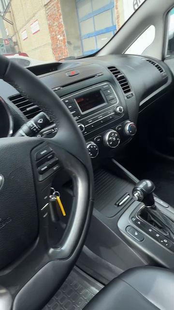 Kia Cerato Седан Luxe 1.6 AT 2013г