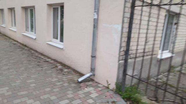 За систематическое оскорбление, клевету, раскрытие закрытой информации в интернете.