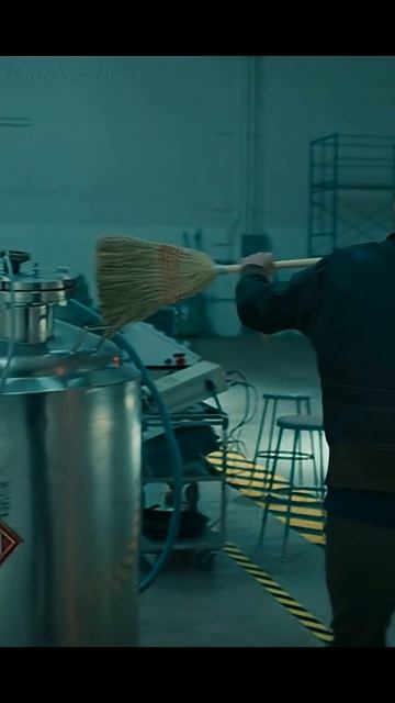 Все таки опасность не ушла 😬 фильм сериал Shorts