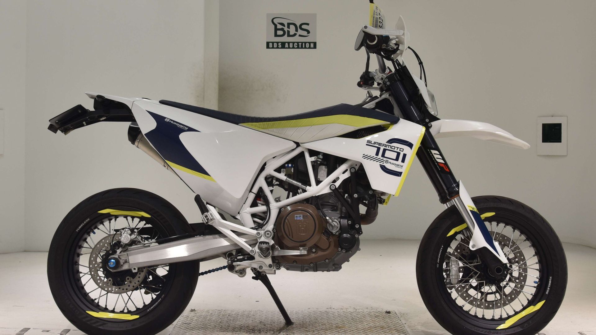 Husqvarna 701 Supermoto