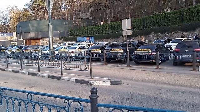 Кисловодск. ЖД вокзал. Привокзальная площадь. 17.04.2026 г.