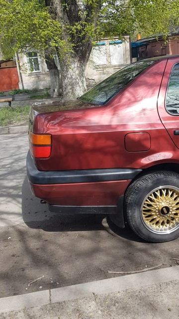 Volkswagen Vento на BBS