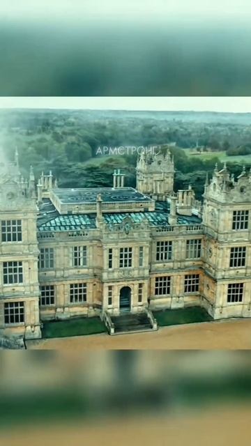 Он постоянно начеку..