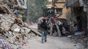 Часть жителей разрушенных ударами ЦАХАЛ районов Ливана вернулась в свои дома