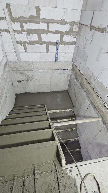 Лестгица залита!!!