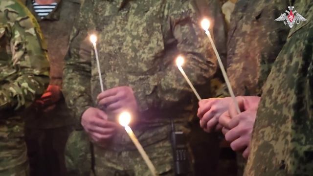 Первая литургия после завершения строительства полевого храма