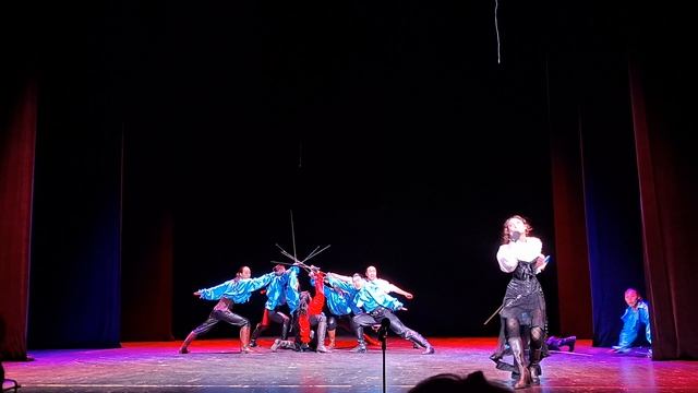 Потрясающий номер монгольский студентов. Фестиваль Серебряная шпага. Приз зрительских симпатй