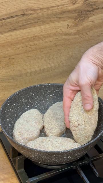 Пока на сковородке шипит котлета… не все потеряно))) #котлеты #фарш #рецепт #обед #ужин #еда