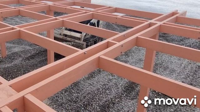 Ялта сегодня все загорают Массандровский пляж,  подготовка к сезону