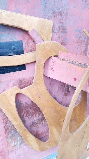 Фанерные элементы боковых панелей катеров.mp4