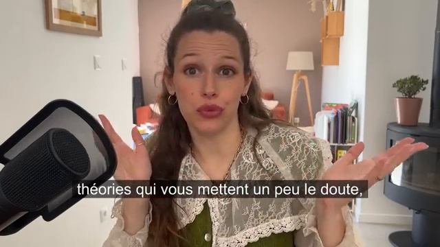 🇫🇷 Practice Your French With 7 Famous Conspiracy Theories