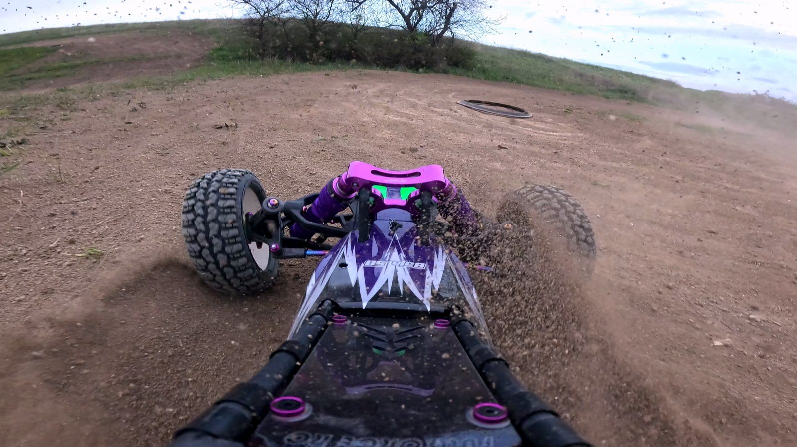 S26E6 HPI Baja 5B Flux POV / 19.04.26 04/04