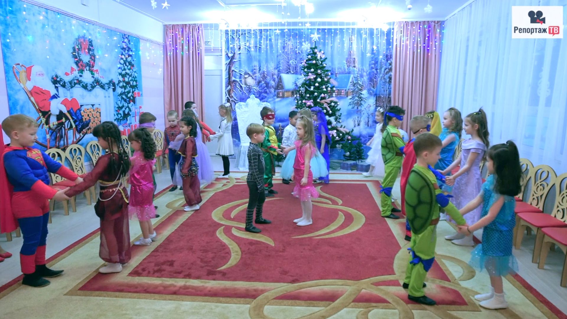 Любимые воспитатели выпускаю уже родных детишек - видеосъёмка в семейный архив каждой семье