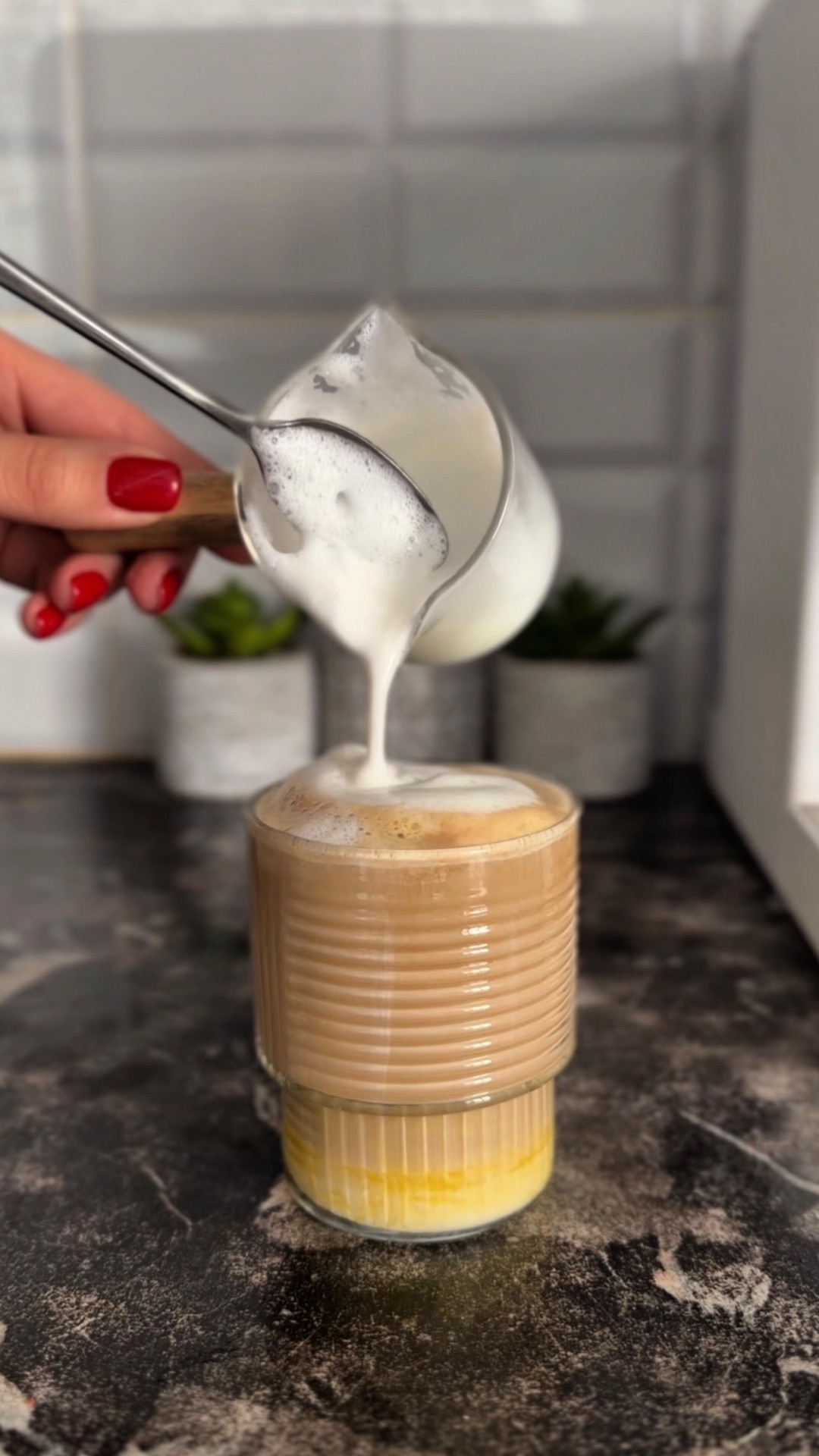 Кофе с яйцом в любимой кофемашине Demiand 🥚