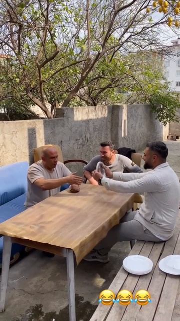 Мощный удар 👊