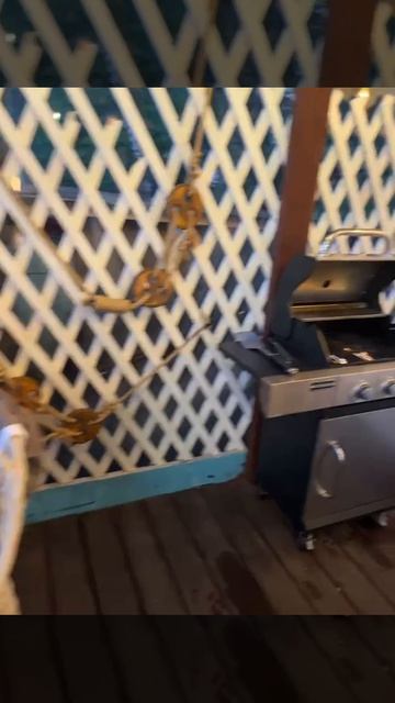 Закрытая беседка для аренда с мангалом