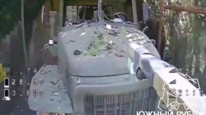 🇷🇺🎮❌В зоне ответственности Южной группировки войск FPV-дроны уничтожили командно-штабную…🔽