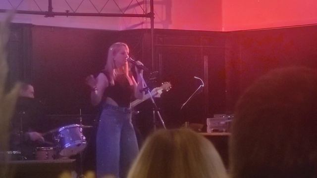 В ресторане праздник