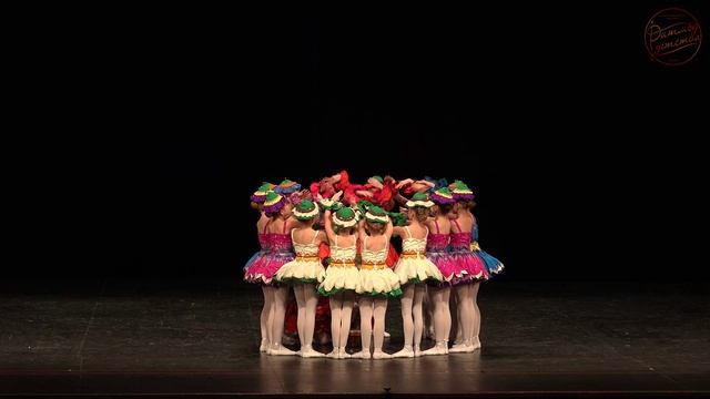 На полянке. Ансамбль Ритмы детства. Отчетный концерт 16 декабря 2025г