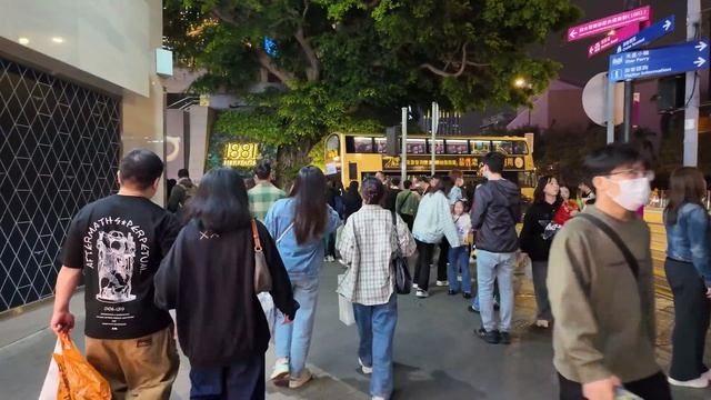 Гонконг город небоскрёбов и уличных рынков прогулка по ярким улицам мегаполиса 🌆