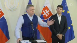 Роберт Фицо намерен прилететь в Москву на День Победы, несмотря на давление прибалтийских стран.